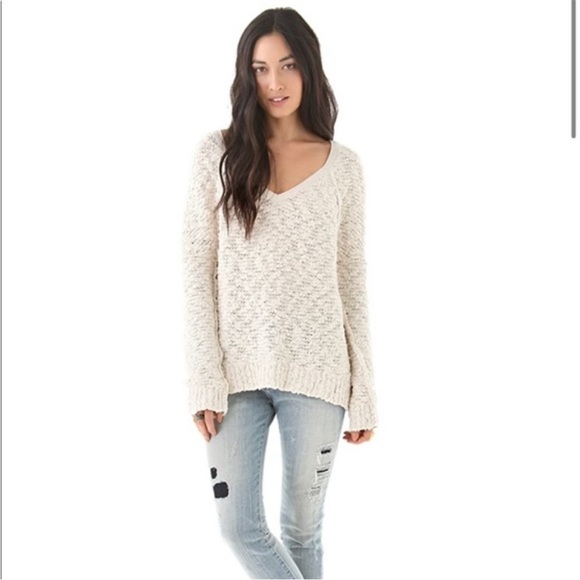 Free People V Neck Songbird Textural Boucle Sweater. Cream. Off White. Size S - Picture 2 of 8